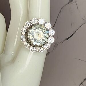 925 Silver light green stone Ring